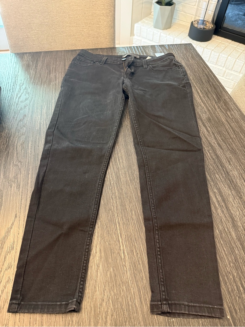 Levi's Women's Black Skinny Jeans - Stretch Denim